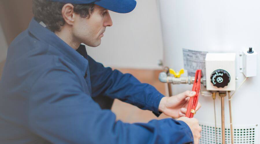 Expert burst pipe repair services in North Lewisburg, OH